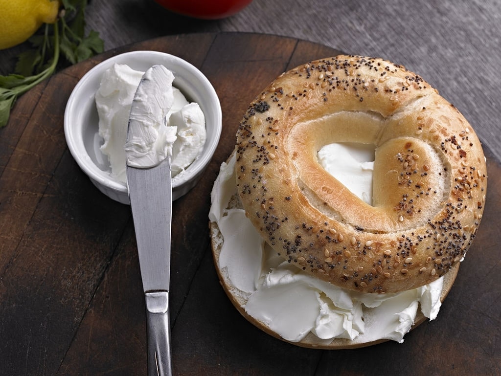 Cream Cheese Substitute: Can You Freeze Cream Cheese?