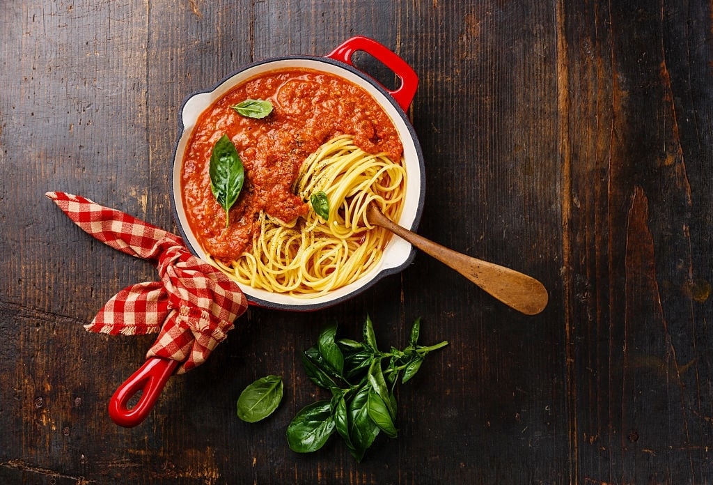How to Thicken Spaghetti Sauce: 10 Best Ways